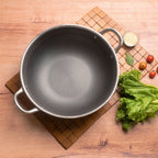Stainless Steel Multipurpose Honeycomb Non-Stick Frying Pan with Lid(34cm)
